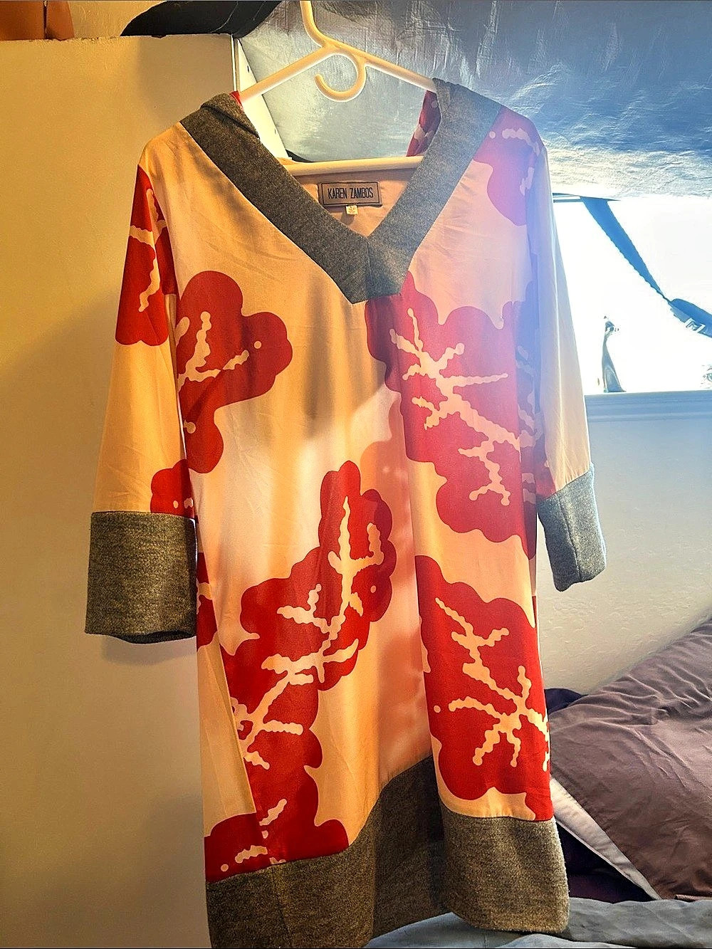 Karen Zambos Floral Silk Tunic in Red & Cream Size Medium - Picture 1 of 3